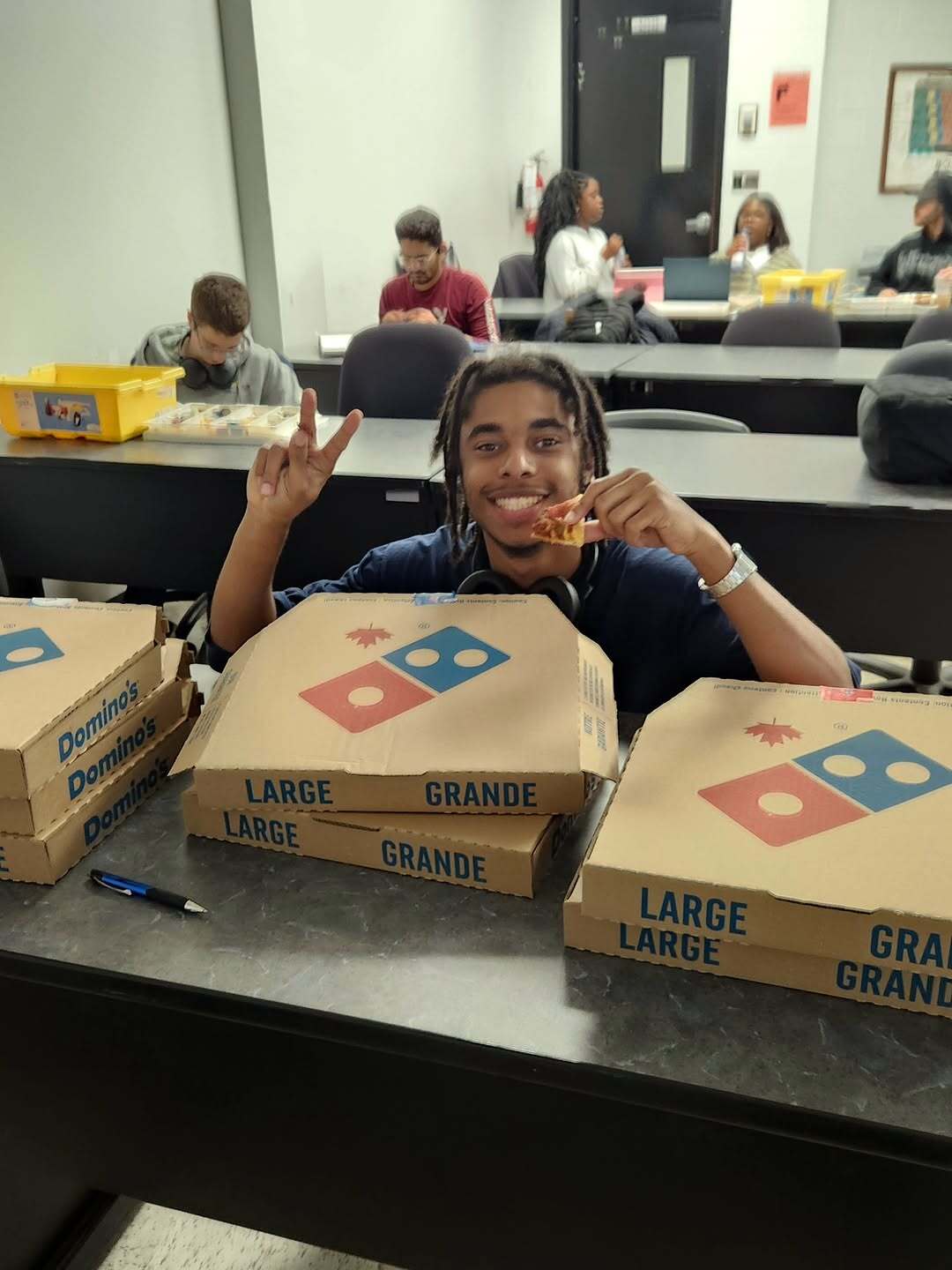 Pizza Lego Night - Students building